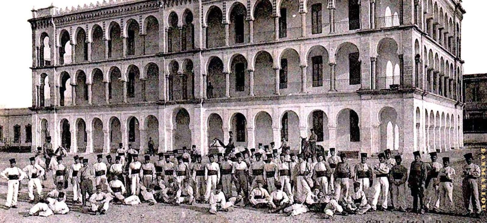 2647- Oran - Caserne des Chasseurs2.jpg